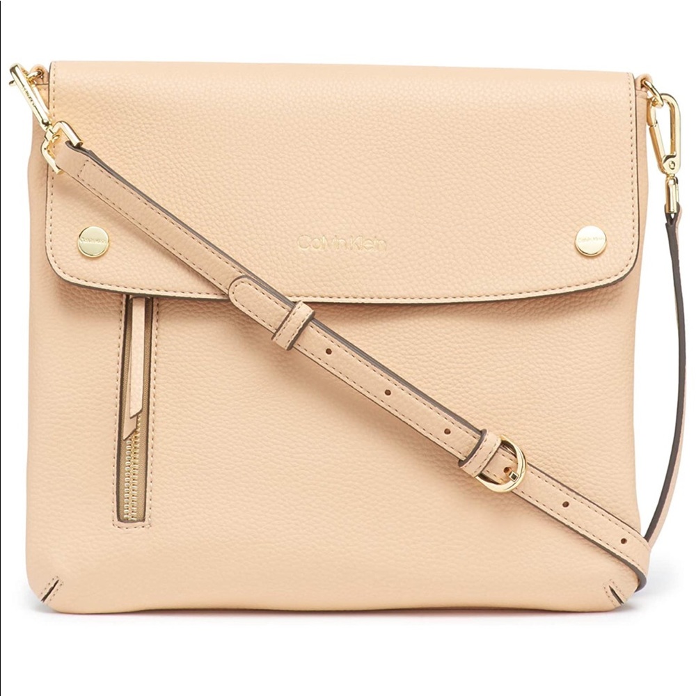 Calvin Klein Crossbody.NWT.